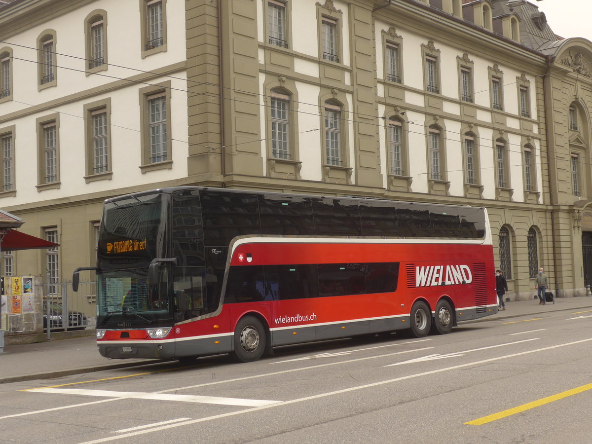 (223'420) - Wieland, Murten - Nr. 93/FR 300'600 - Van Hool am 6. Februar 2021 beim Bahnhof Bern