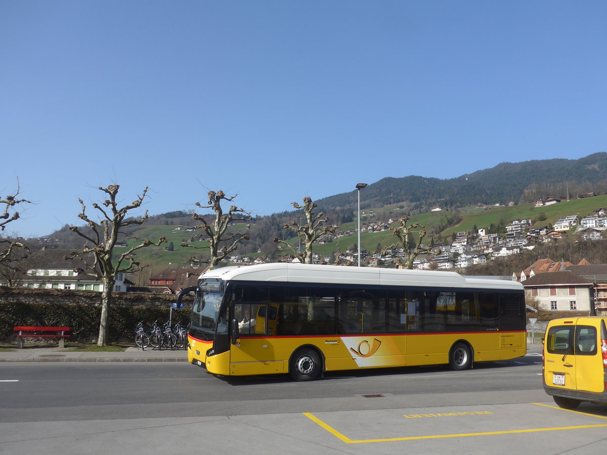 (223'773) - PostAuto Zentralschweiz - Nr. 14/OW 22'255 - VDL am 26. Februar 2021 beim Bahnhof Sarnen