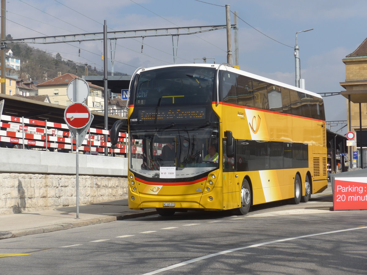 (224'035) - PostAuto Ostschweiz - NE 165'377 - Alexander Dennis (ex SG 445'308) am 7. Mrz 2021 beim Bahnhof Neuchtel  (Einsatz CarPostal)