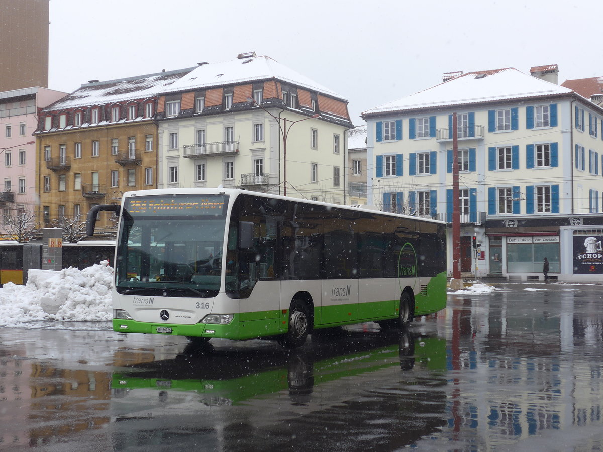 (224'139) - transN, La Chaux-de-Fonds - Nr. 316/NE 56'216 - Mercedes (ex TRN La Chaux-de-Fonds Nr. 316) am 14. Mrz 2021 beim Bahnhof La Chaux-de-Fonds