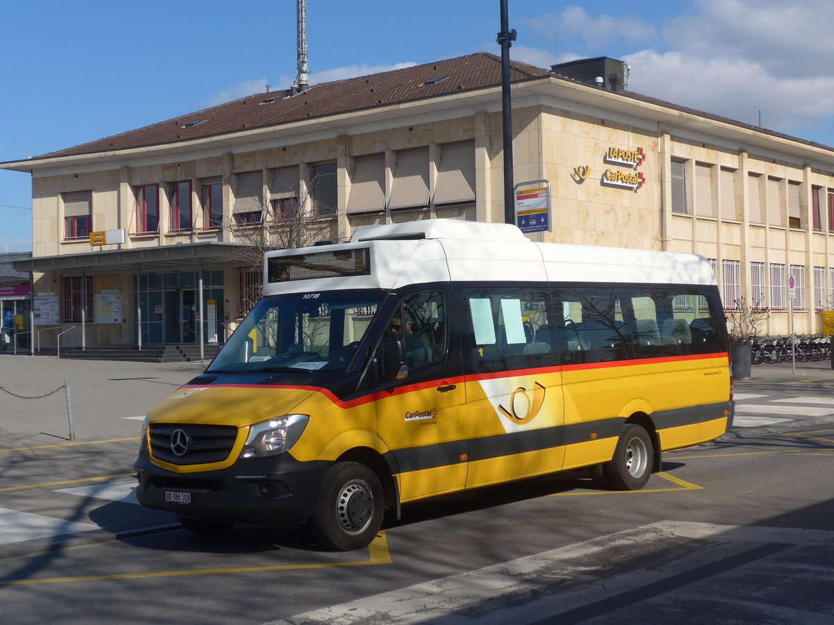 (224'321) - CarPostal Ouest - VD 386'108 - Mercedes (ex JU 39'182) am 20. Mrz 2021 beim Bahnhof Yverdon