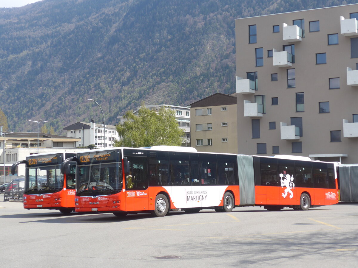 (225'144) - TMR Martigny - Nr. 152/VS 1257 - MAN am 19. April 2021 beim Bahnhof Martigny