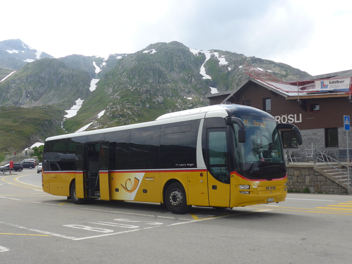 (226'744) - PostAuto Zentralschweiz - Nr. 20/OW 10'070 - MAN (ex Dillier, Sarnen Nr. 20) am 24. Juli 2021 in Grimsel, Passhhe