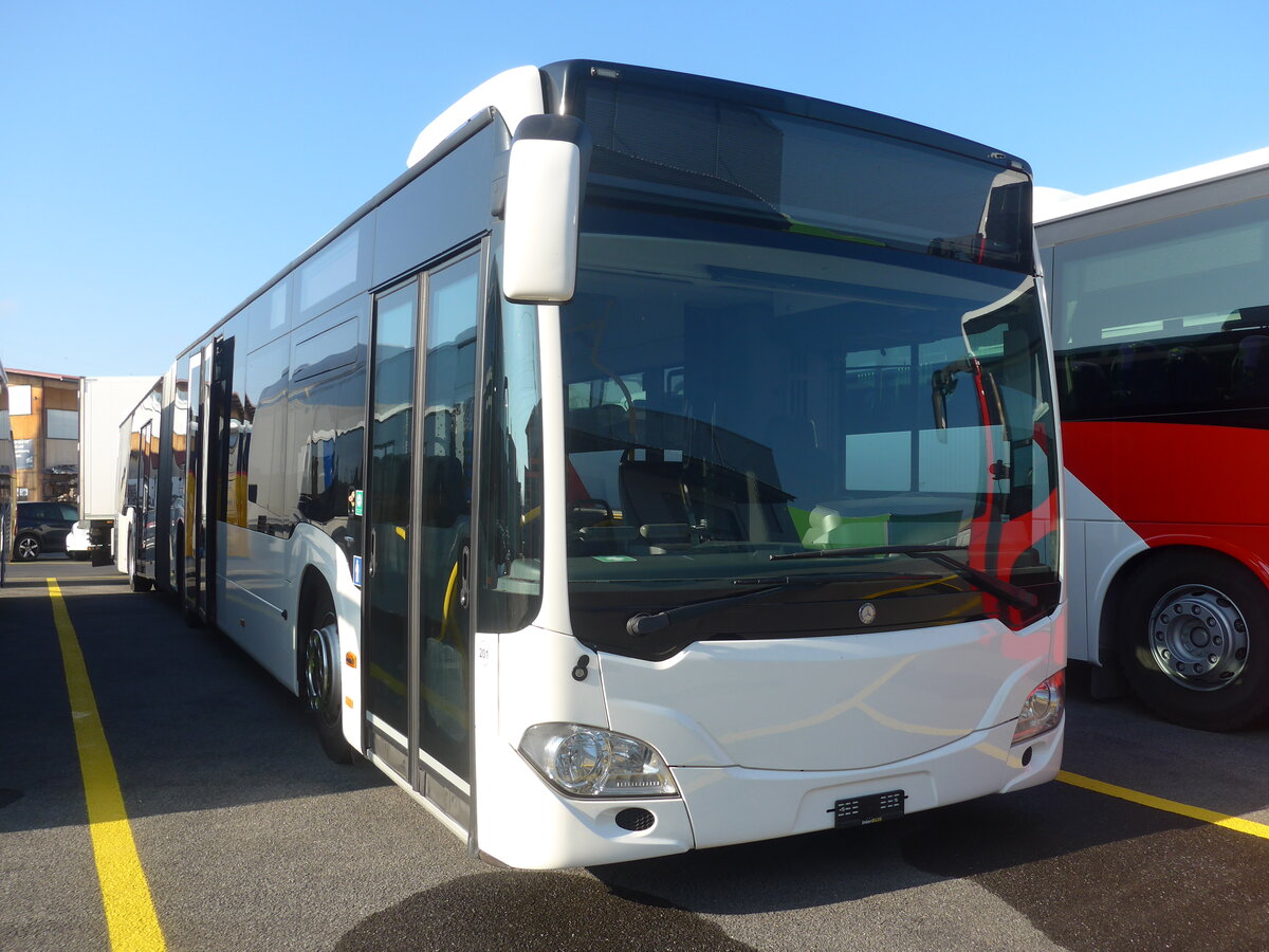 (228'063) - Interbus, Yverdon - Nr. 201 - Mercedes (ex Flaegel, D-Gadebusch; ex HHA Hamburg/D Nr. 7433) am 18. September 2021 in Kerzers, Interbus