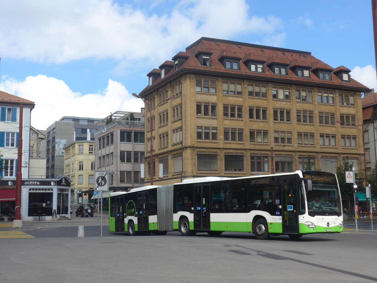 (228'117) - transN, La Chaux-de-Fonds - Nr. 371/NE 146'371 - Mercedes am 18. September 2021 beim Bahnhof La Chaux-de-Fonds