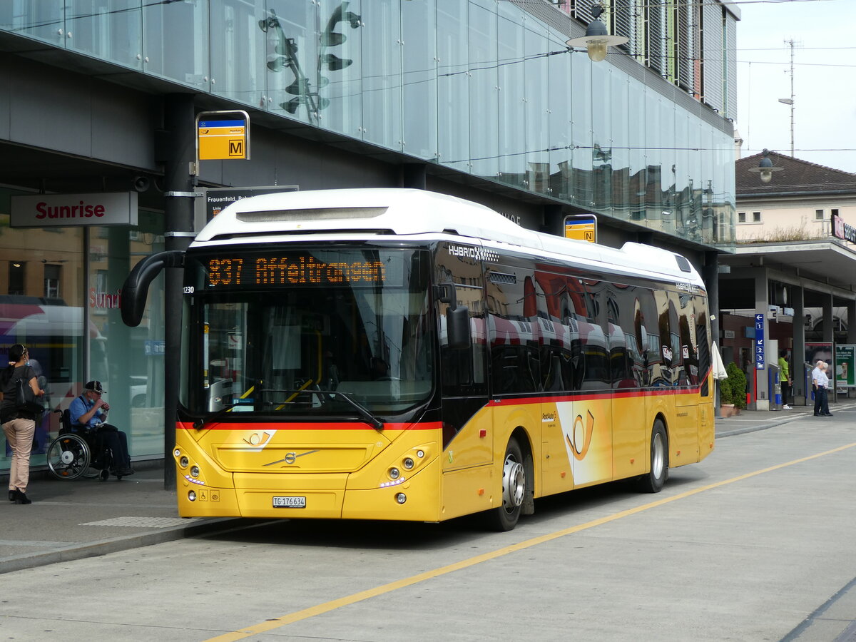 (228'478) - PostAuto Ostschweiz - TG 176'634 - Volvo am 27. September 2021 beim Bahnhof Frauenfeld