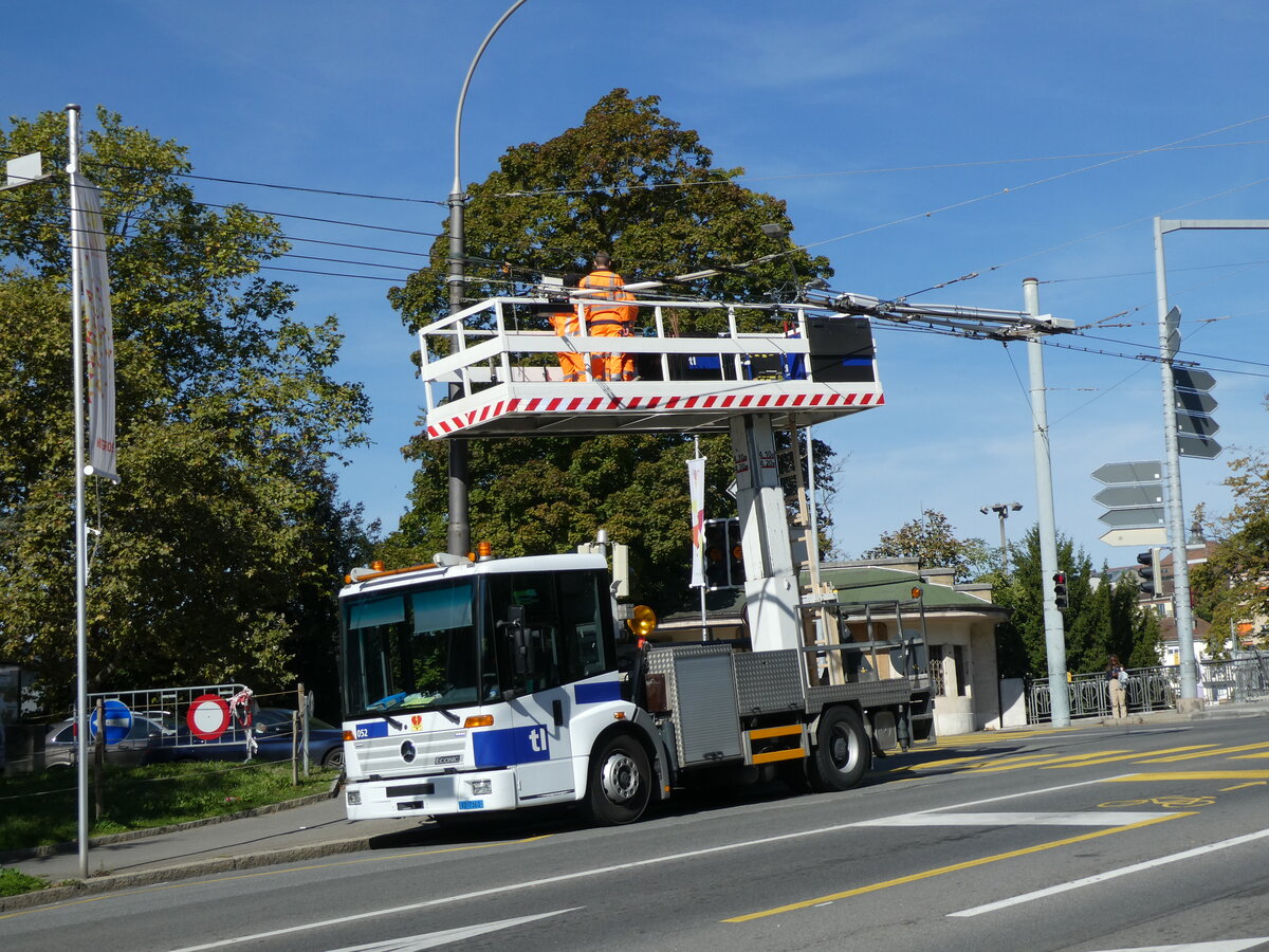 (228'847) - TL Lausanne - Nr. 52/VD 7361 - Mercedes am 11. Oktober 2021 in Lausanne, Ccil