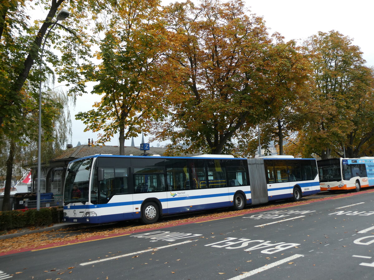 (229'930) - ZVB Zug - Nr. 17/ZG 3367 - Mercedes am 30. Oktober 2021 beim Bahnhof Luzern (Einsatz VBL Luzern Nr. 917)