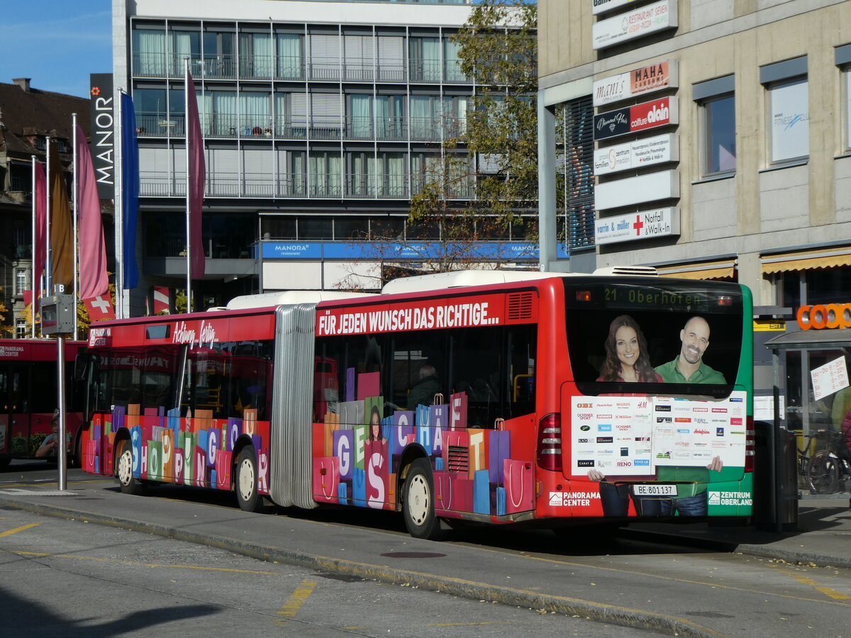 (230'073) - STI Thun - Nr. 137/BE 801'137 - Mercedes am 7. November 2021 beim Bahnhof Thun