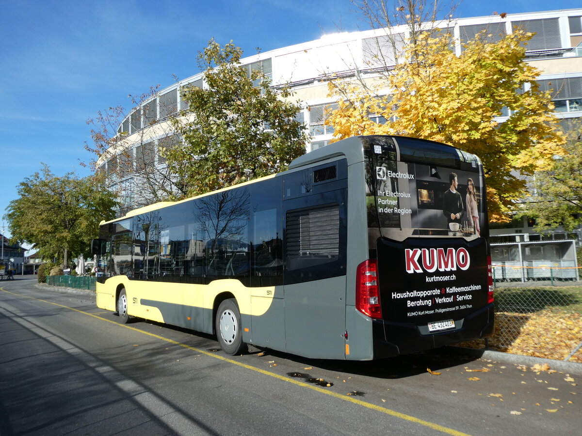 (230'074) - STI Thun - Nr. 403/BE 432'403 - Mercedes am 7. November 2021 bei der Schifflndte Thun