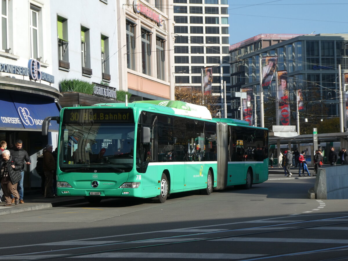 (230'233) - BVB Basel - Nr. 710/BS 6669 - Mercedes am 9. November 2021 beim Bahnhof Basel