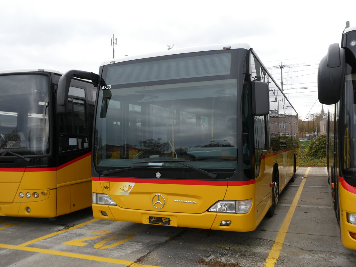 (230'650) - CarPostal Ouest - (VD 335'363) - Mercedes am 13. November 2021 in Yverdon, Garage