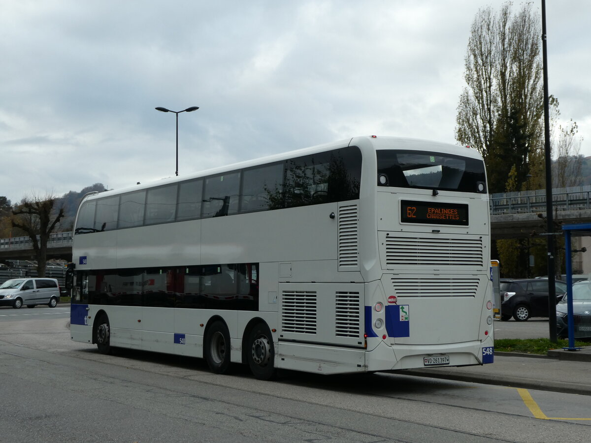 (230'690) - TL Lausanne - Nr. 548/VD 261'397 - Alexander Dennis am 13. November 2021 beim Bahnhof Moudon