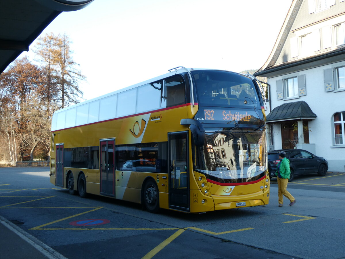 (230'888) - PostAuto Ostschweiz - SG 445'308 - Alexander Dennis (ex SG 443'908) am 21. November 2021 beim Bahnhof Nesslau-Neu St. Johann