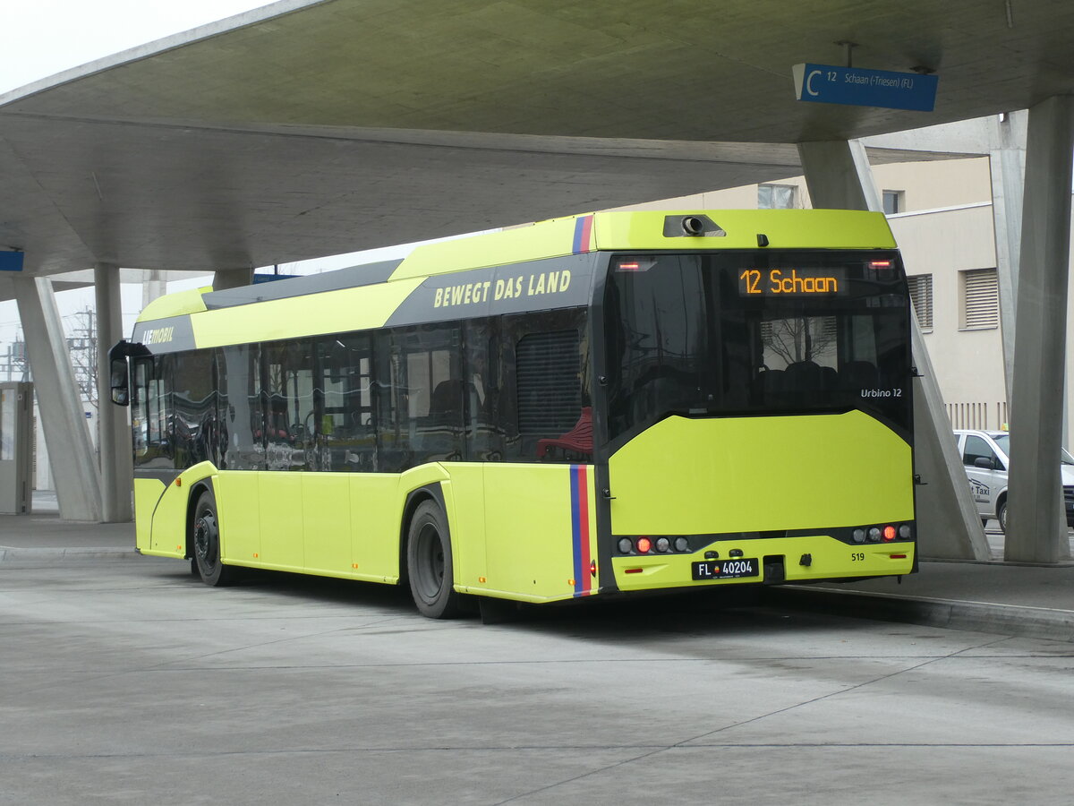 (231'343) - Aus Liechtenstein: BOS PS Anstalt, Vaduz - Nr. 519/FL 40'204 - Solaris am 15. Dezember 2021 beim Bahnhof Buchs