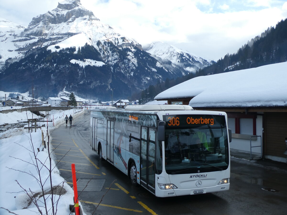 (231'570) - EAB Engelberg - Nr. 6/OW 10'260 - Mercedes (ex AAGS Schwyz Nr. 39) am 26. Dezember 2021 in Engelberg, Talstation Titlis