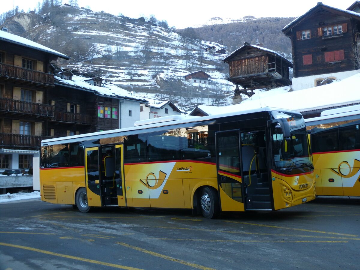 (232'178) - PostAuto Wallis - VS 355'169 - Iveco am 21. Januar 2022 in Les Haudres, Centre