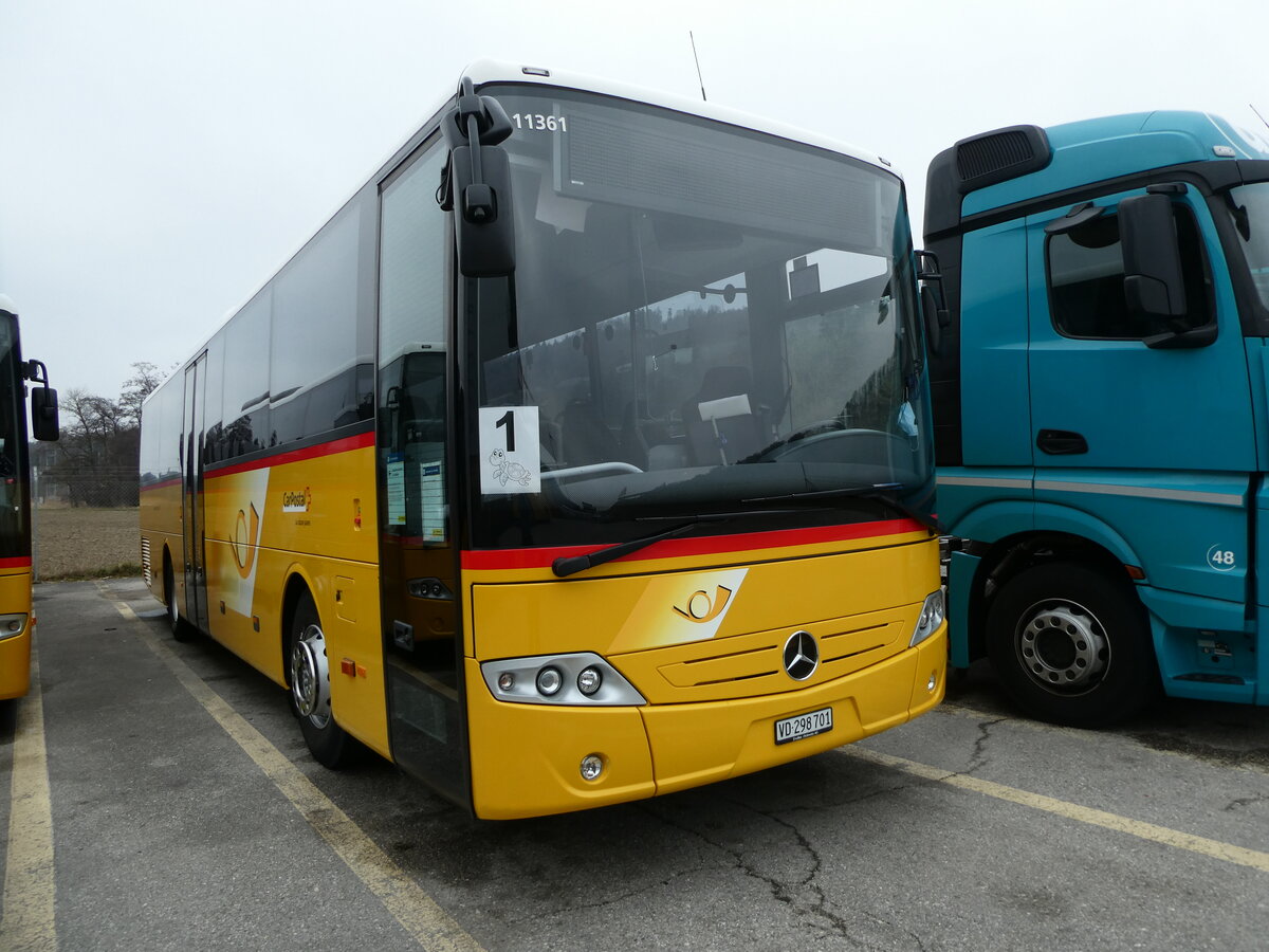 (232'357) - CarPostal Ouest - VD 298'701 - Mercedes am 23. Januar 2022 in Daillens, Planzer