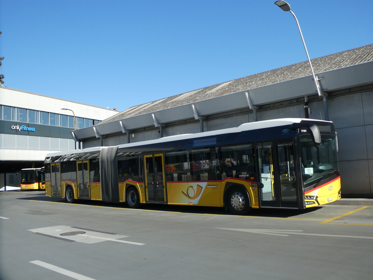 (232'500) - PostAuto Bern - Nr. 11'151/BE 818'686 - Solaris (ex Nr. 686) am 30. Januar 2022 in Bern, Postautostation