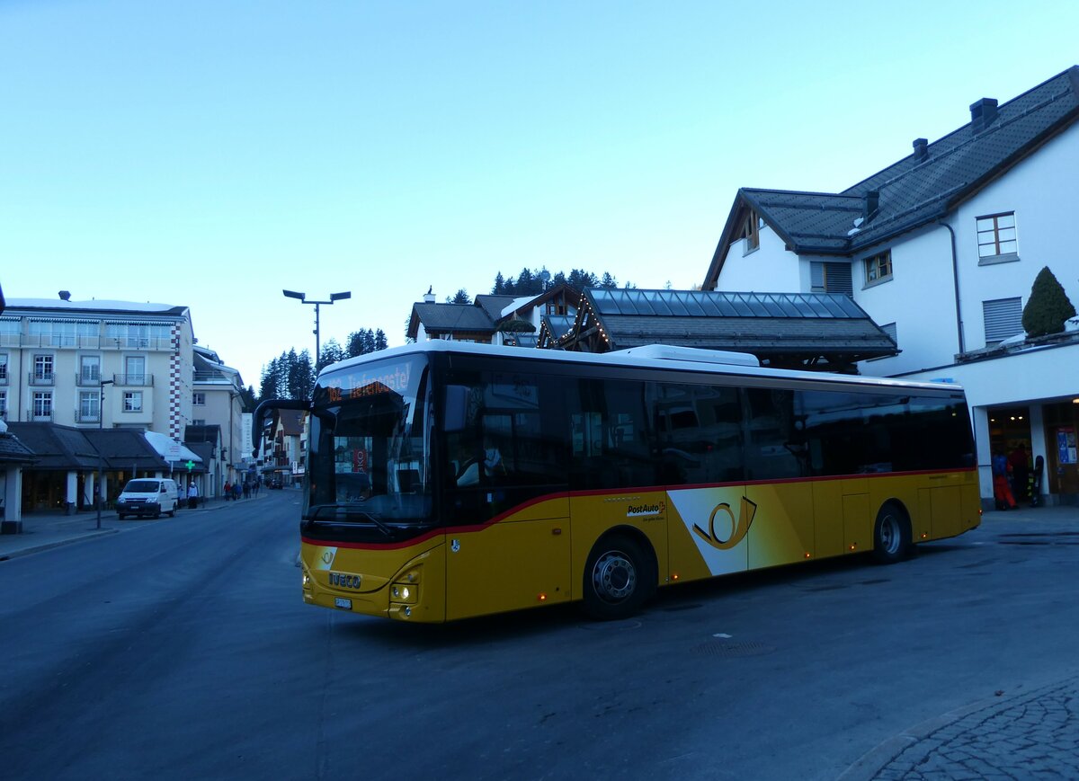 (233'630) - PostAuto Graubnden - GR 179'713 - Iveco am 9. Mrz 2022 in Lenzerheide, Post