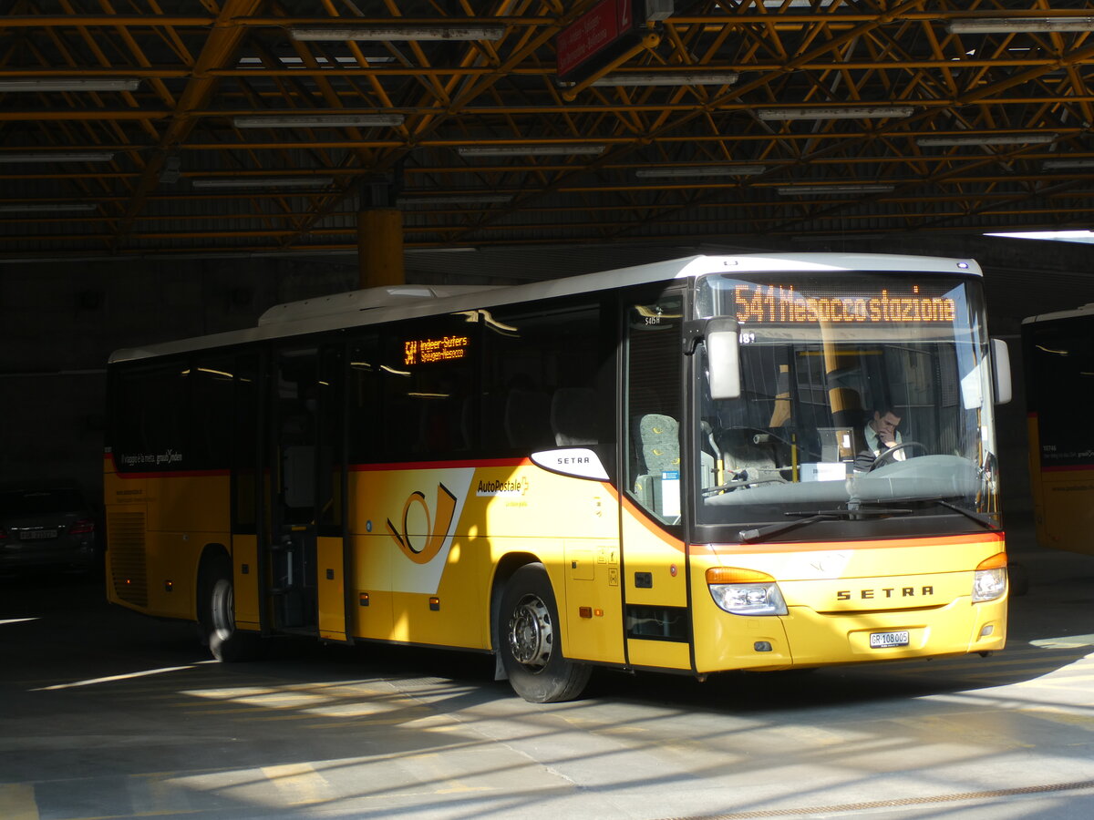 (233'748) - TpM, Mesocco - Nr. 5/GR 108'005 - Setra am 11. Mrz 2022 in Thusis, Postautostation