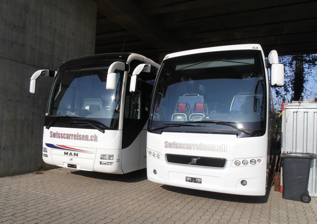 (233'850) - Swisscarreisen, Suhr - Volvo am 12. Mrz 2022 in Kerzers, Murtenstrasse