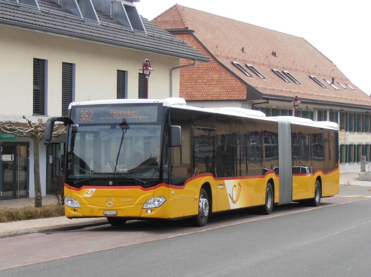 (233'932) - CarPostal Ouest - VD 578'140 - Mercedes am 13. Mrz 2022 in Mzires, Village