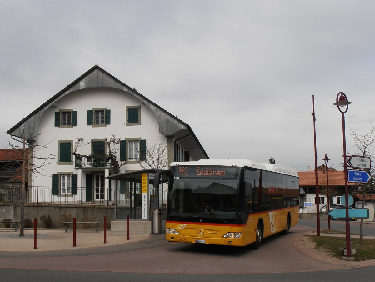 (233'934) - CarPostal Ouest - VD 260'977 - Mercedes (ex Faucherre, Moudon) am 13. Mrz 2022 in Mzires, Village