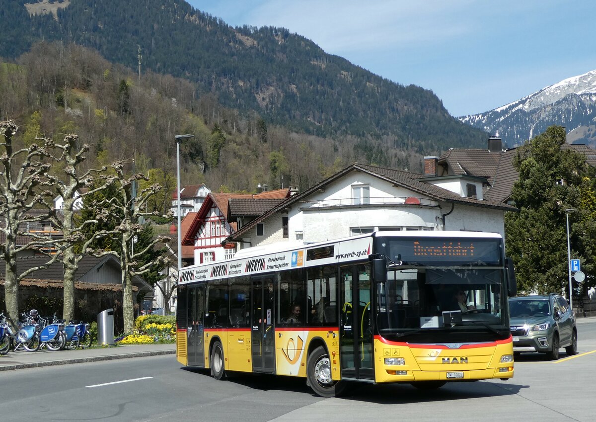 (234'402) - PostAuto Zentralschweiz - Nr. 4/OW 10'023 - MAN (ex Dillier, Sarnen Nr. 4) am 11. April 2022 beim Bahnhof Sarnen