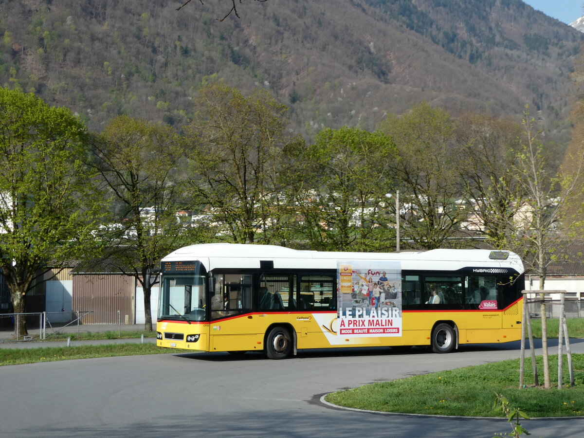 (234'537) - TPC Aigle - Nr. CP23/VS 206'173 - Volvo am 15. April 2022 beim Bahnhof Vouvry