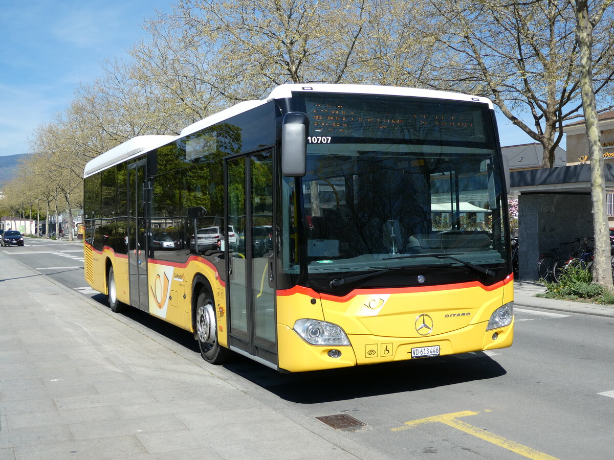 (234'727) - CarPostal Ouest - VD 613'446 - Mercedes am 18. April 2022 beim Bahnhof Yverdon