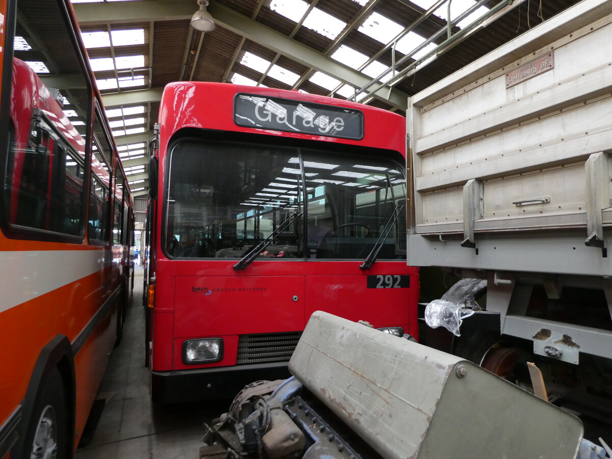 (235'627) - BErnmobil, Bern (SOB) - Nr. 292 - Volvo/R&J-Hess-Gangloff am 15. Mai 2022 in Oberburg, Ziegelgut