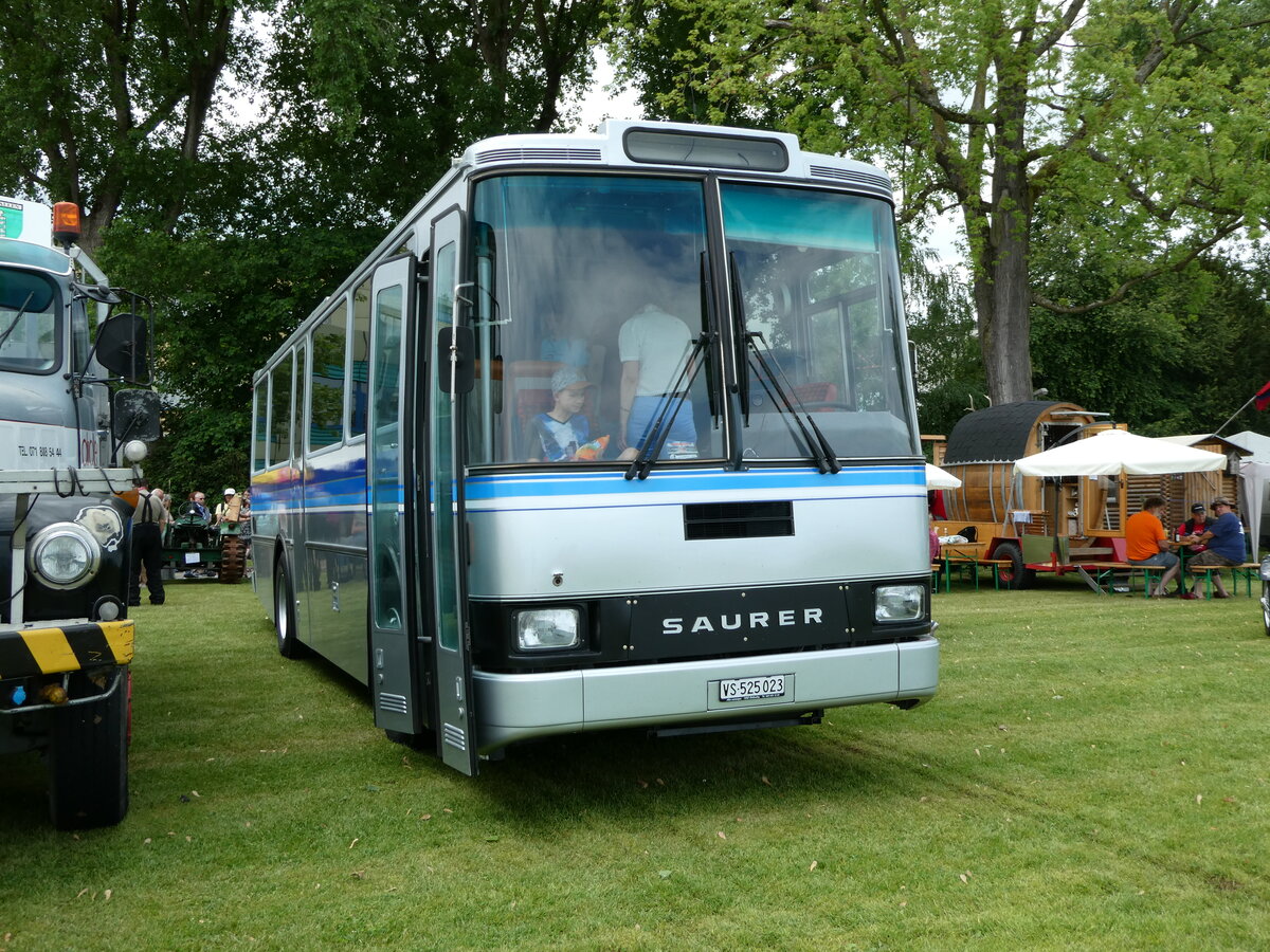 (236'033) - Pralong, Euseigne - VS 525'023 - Saurer/Lauber (ex Osterholt, Veysonnaz; ex SAPJV, L'Isle Nr. 70) am 21. Mai 2022 in Arbon, Arbon Classics