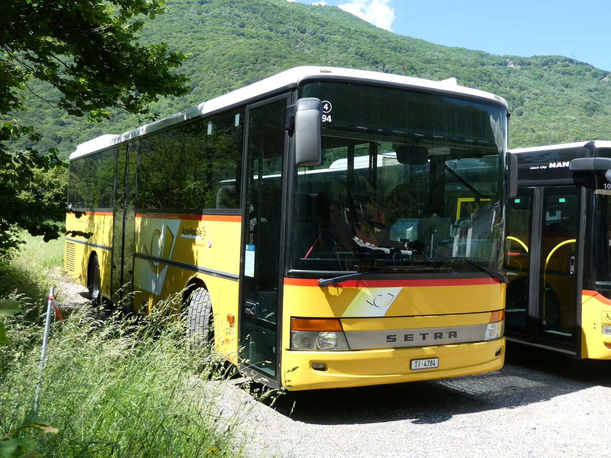 (236'276) - ATV, Rivera - Nr. 4/TI 4784 - Setra am 26. Mai 2022 in Rivera, Garage