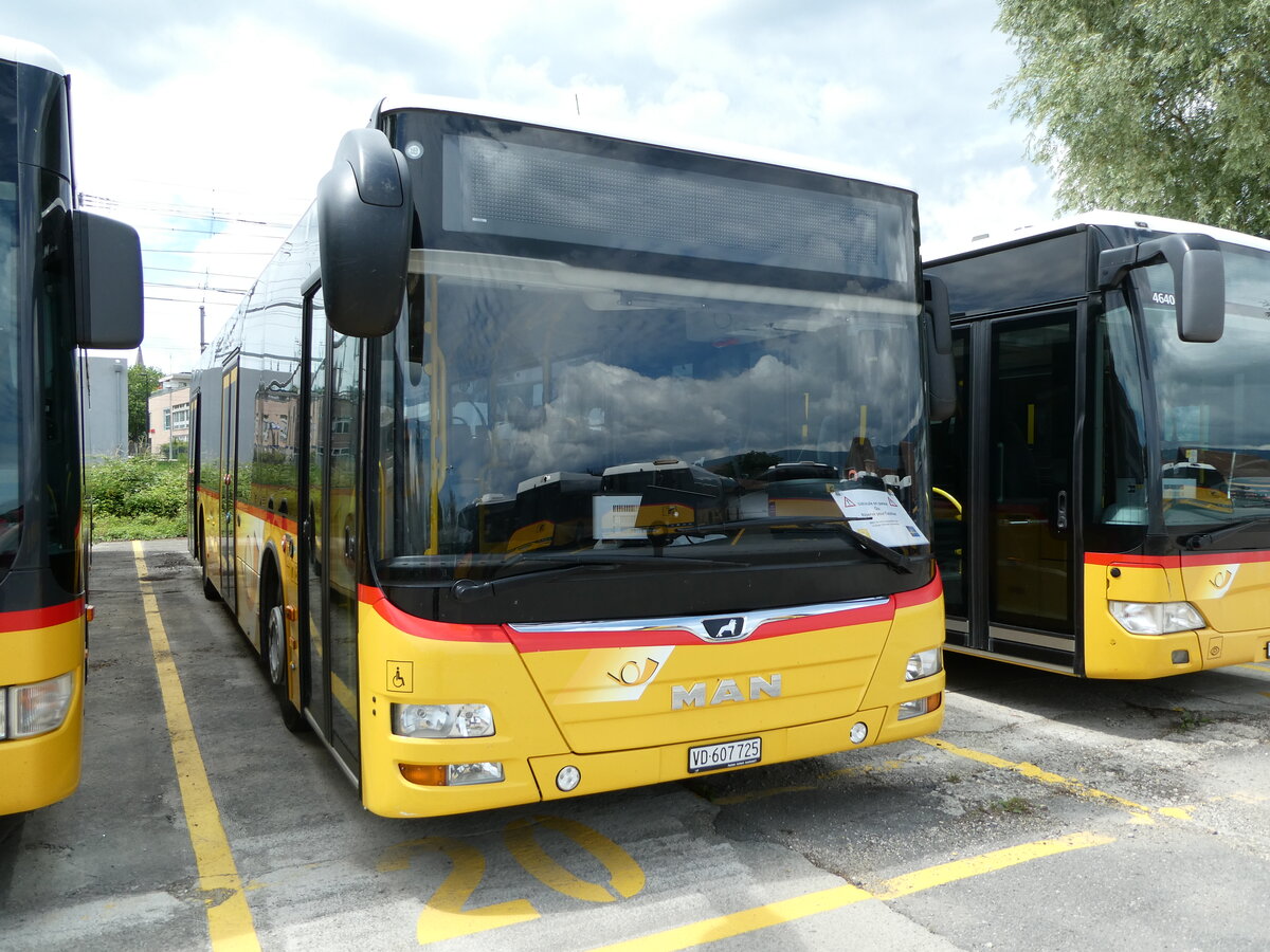 (236'930) - CarPostal Ouest - VD 607'725 - MAN (ex NE 165'378; ex TMR Martigny) am 6. Juni 2022 in Yverdon, Garage