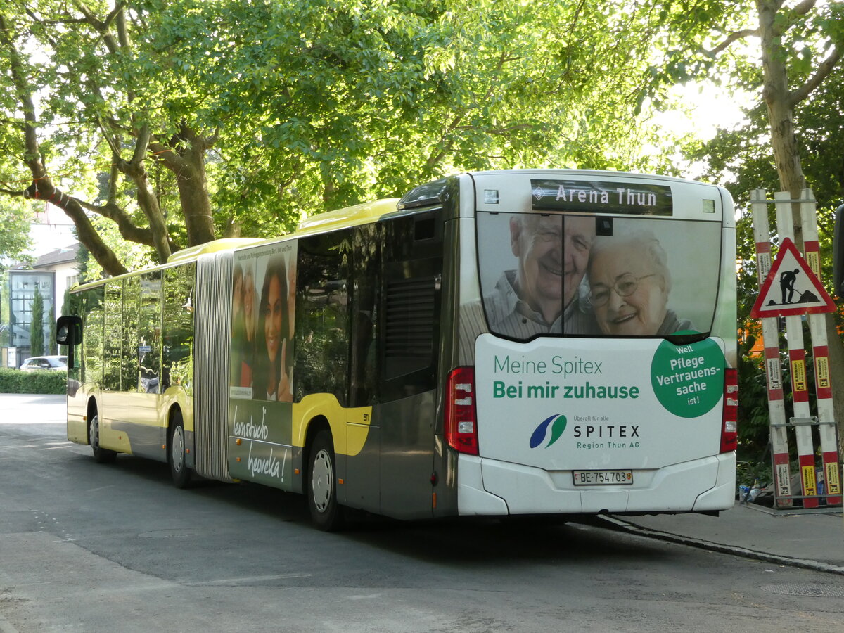 (237'258) - STI Thun - Nr. 703/BE 754'703 - Mercedes am 18. Juni 2022 beim Bahnhof Thun (Kante X)