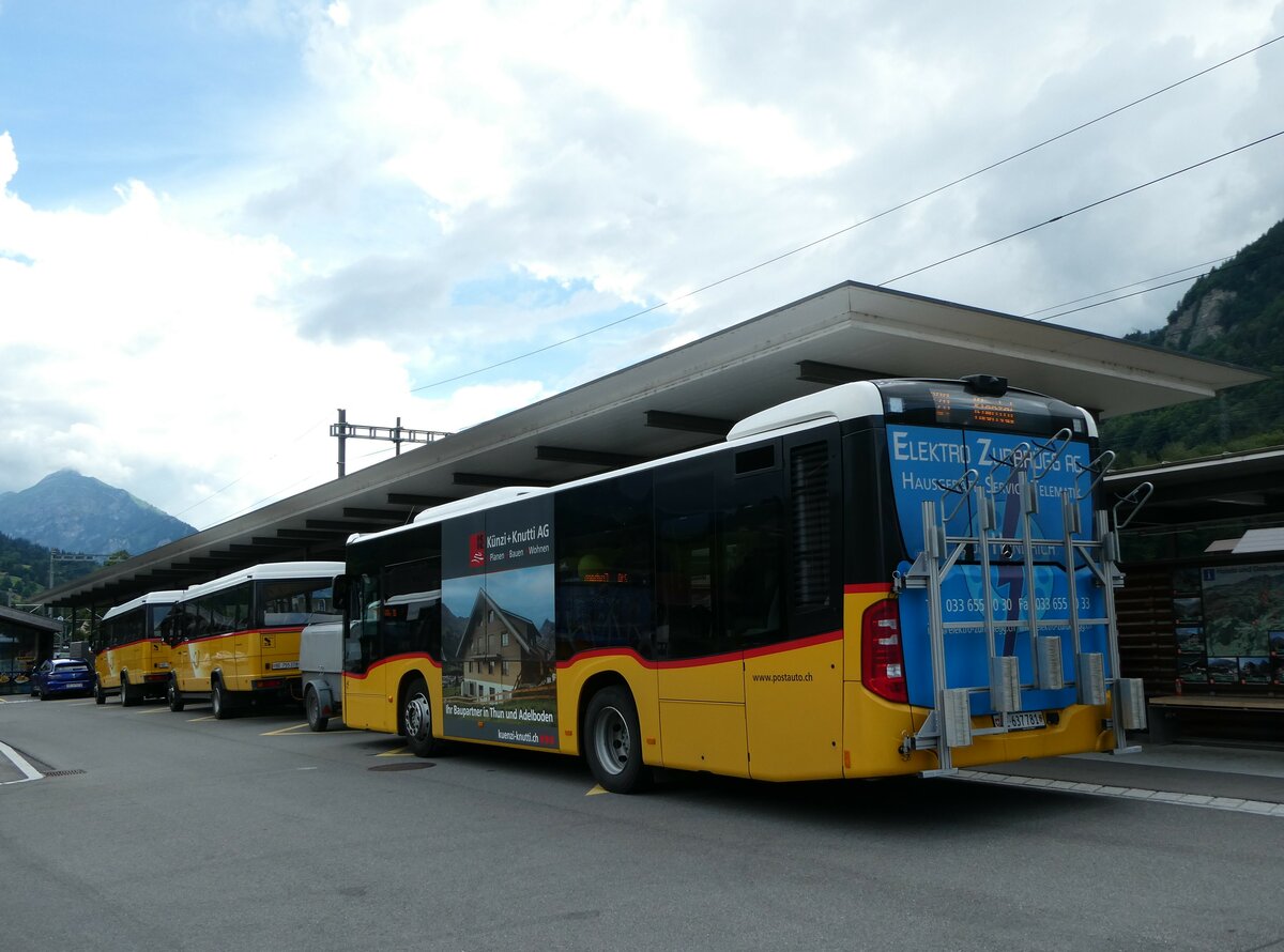 (237'509) - PostAuto Bern - BE 637'781 - Mercedes am 25. Juni 2022 beim Bahnhof Reichenbach