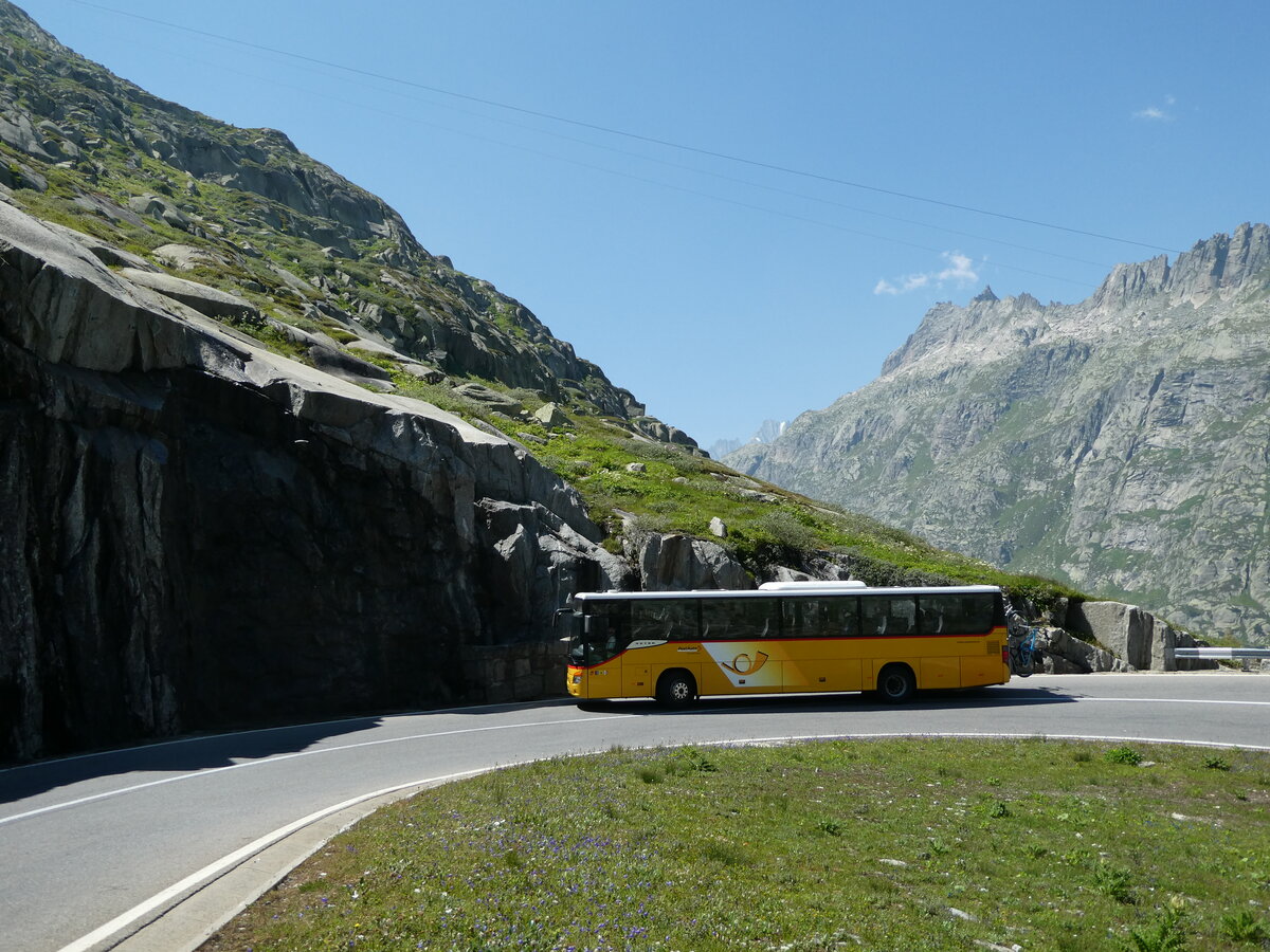 (238'433) - PostAuto Bern - Nr. 70/BE 653'387 - Setra am 24. Juli 2022 am Grimselpass