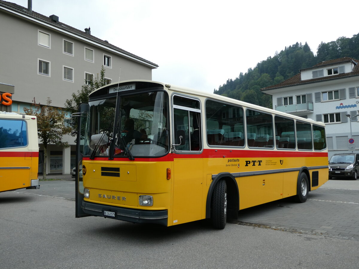 (239'768) - Krummenacher, Zillis - Nr. 74/BE 243'579 - Saurer/R&J (ex AVG Meiringen Nr. 74; ex PostAuto Berner Oberland; ex P 24'357) am 28. August 2022 in Wolhusen, Markt