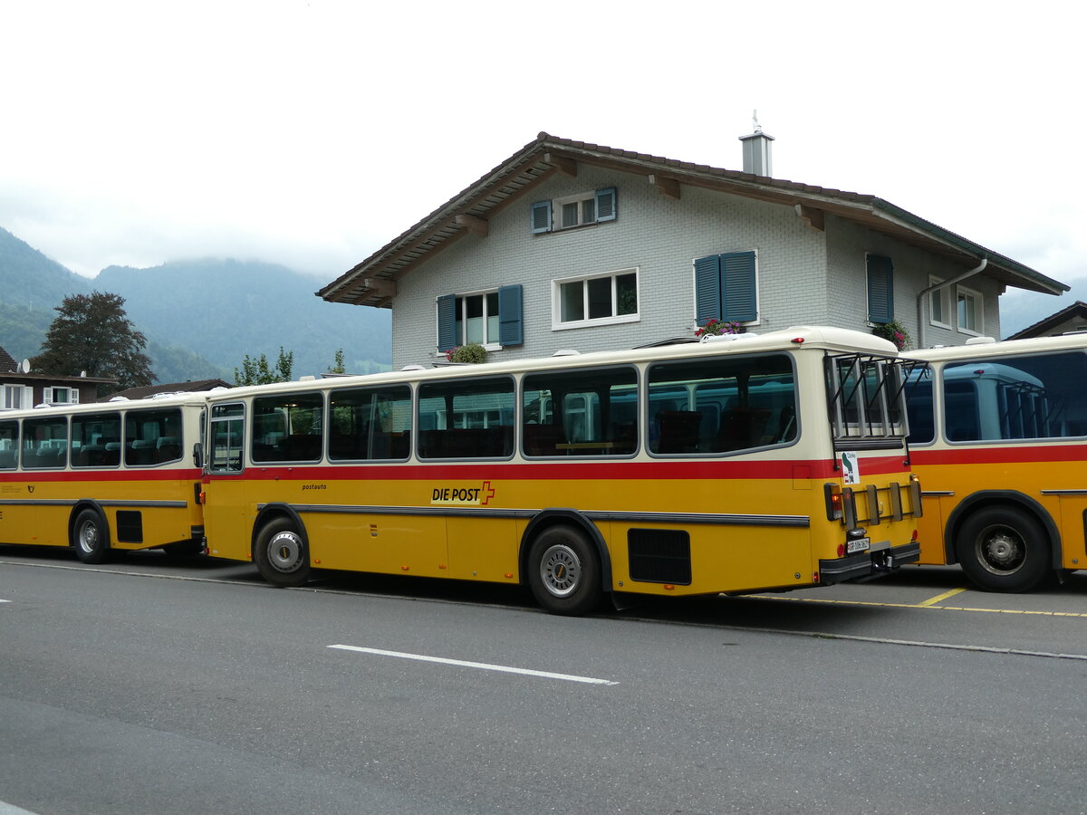 (239'798) - Ackermann, Landquart - GR 106'362 - Saurer/R&J (ex Fssler, Unteriberg; ex Schrch, Gutenburg Nr. 6; ex P 24'358) am 28. August 2022 in Giswil, Hotel Bahnhof