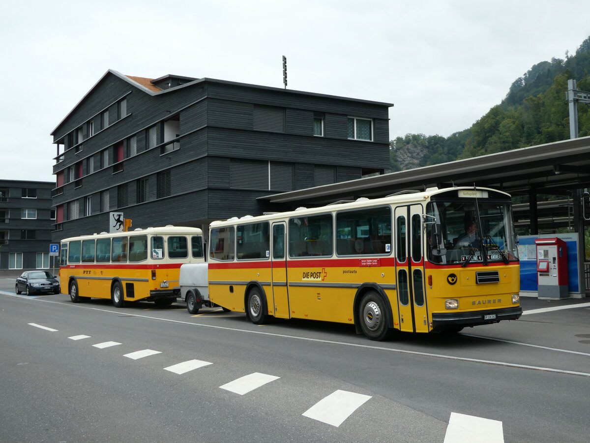 (239'819) - Ackermann, Landquart - GR 106'362 - Saurer/R&J (ex Fssler, Unteriberg; ex Schrch, Gutenburg Nr. 6; ex P 24'358) am 28. August 2022 beim Bahnhof Giswil