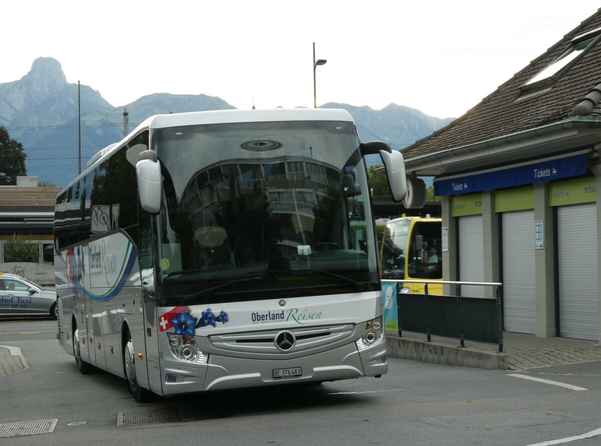 (239'909) - Oberland Reisen, Thun - Nr. 40/BE 376'483 - Mercedes am 2. September 2022 bei der Schifflndte Thun