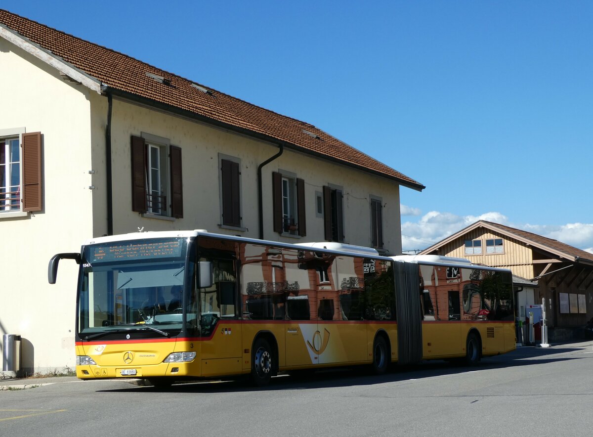 (240'041) - Steiner, Ortschwaben - Nr. 3/BE 83'880 - Mercedes am 11. September 2022 beim Bahnhof Kerzers