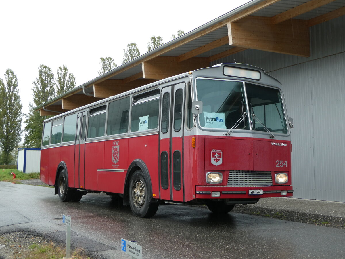 (240'157) - VW Winterthur (Rtrobus) - Nr. 254/VD 1240 - Volvo Tscher (ex Zivilschutz, Winterthur; ex VW Winterthur Nr. 254) am 24. September 2022 in Moudon, Rtrobus