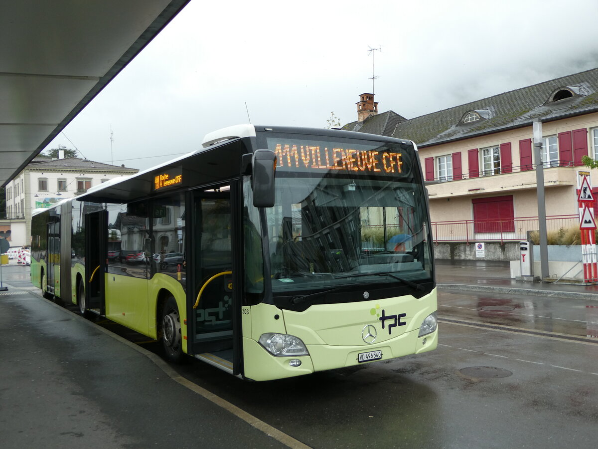 (240'469) - TPC Aigle - Nr. 303/VD 496'540 - Mercedes (ex PostAuto Bern Nr. 633) am 1. Oktober 2022 beim Bahnhof Aigle