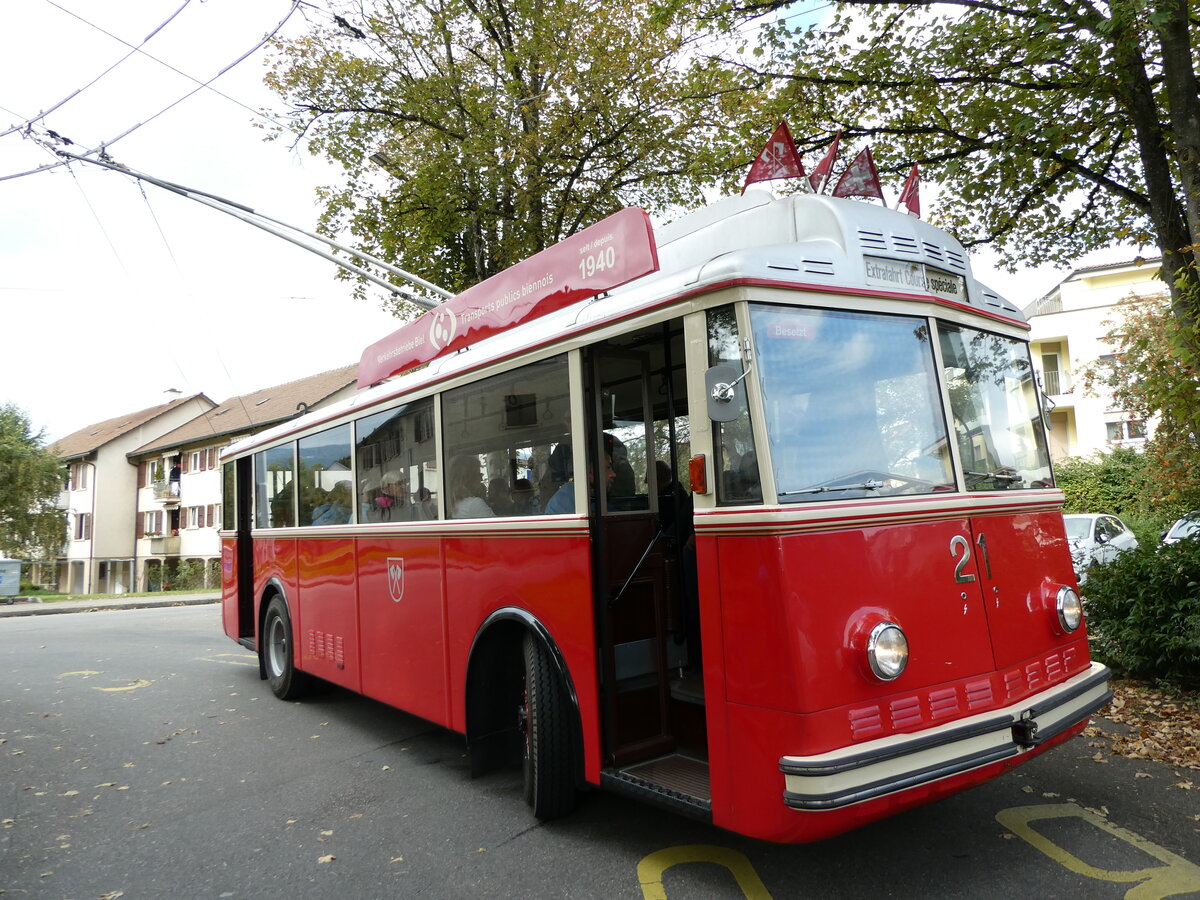 (240'806) - VB Biel - Nr. 21 - Berna/Hess Trolleybus am 9. Oktober 2022 in Biel, Lhre