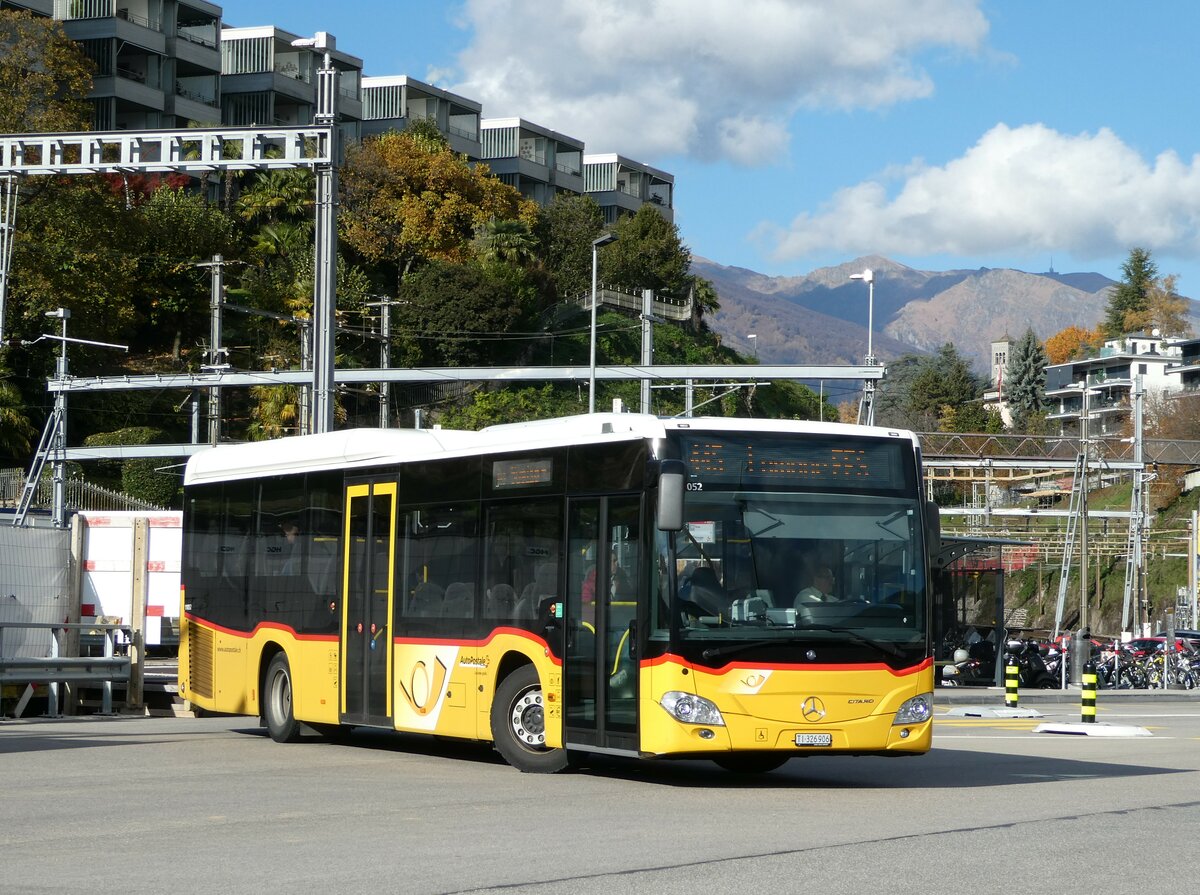 (242'899) - AutoPostale Ticino - Nr. 556/TI 326'906 - Mercedes am 17. November 2022 beim Bahnhof Lugano