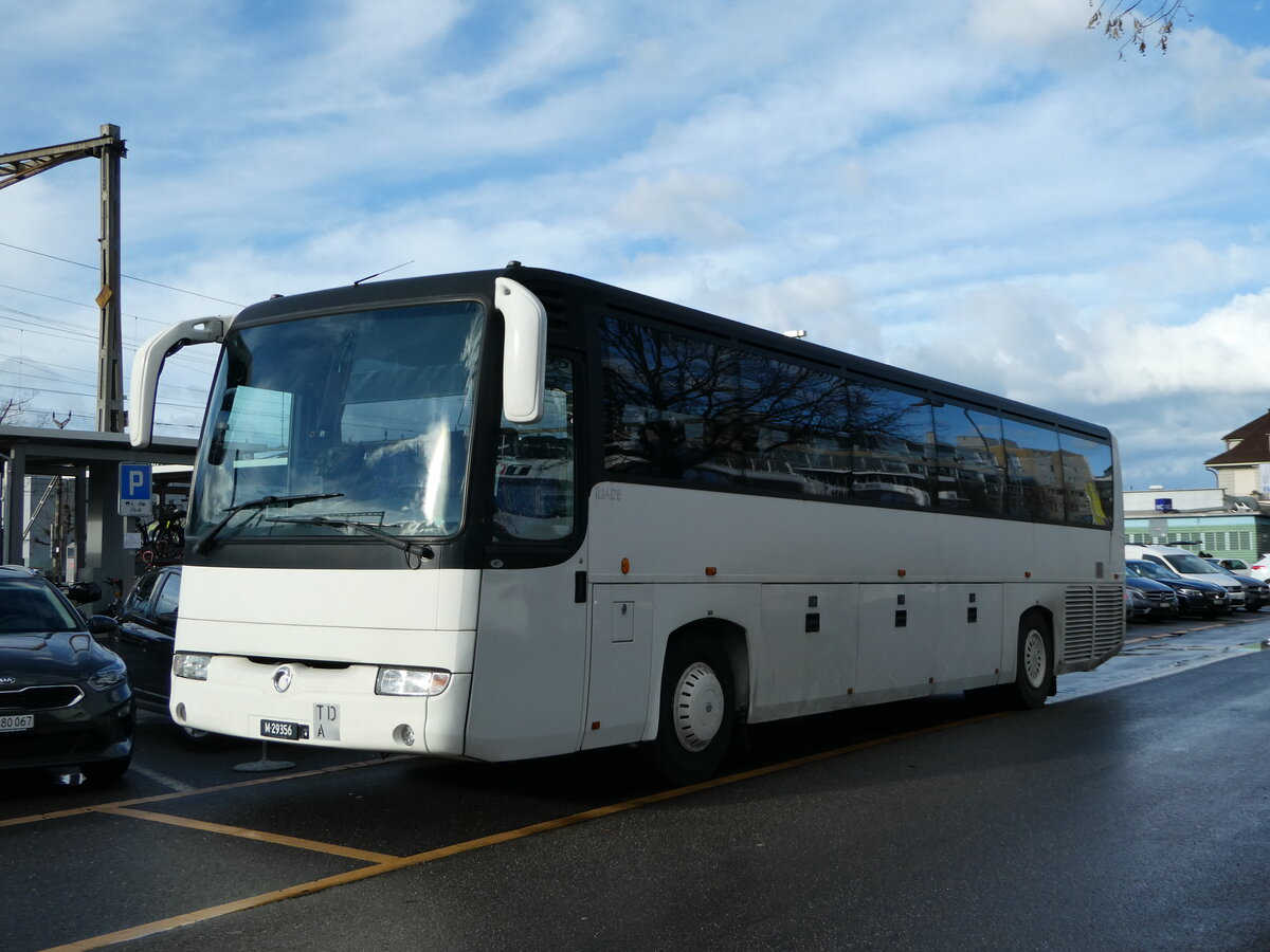 (244'109) - Schweizer Armee - M+29'356 - Irisbus am 22. Dezember 2022 in Thun, CarTerminal