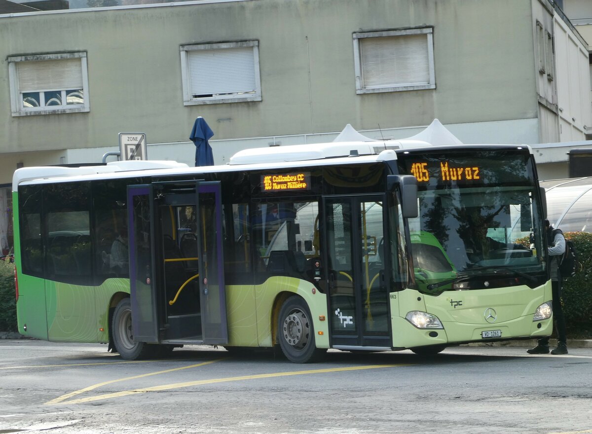 (244'244) - TPC Aigle - Nr. 663/VD 1261 - Mercedes (ex Nr. CP17) am 27. Dezember 2022 beim Bahnhof Monthey CFF