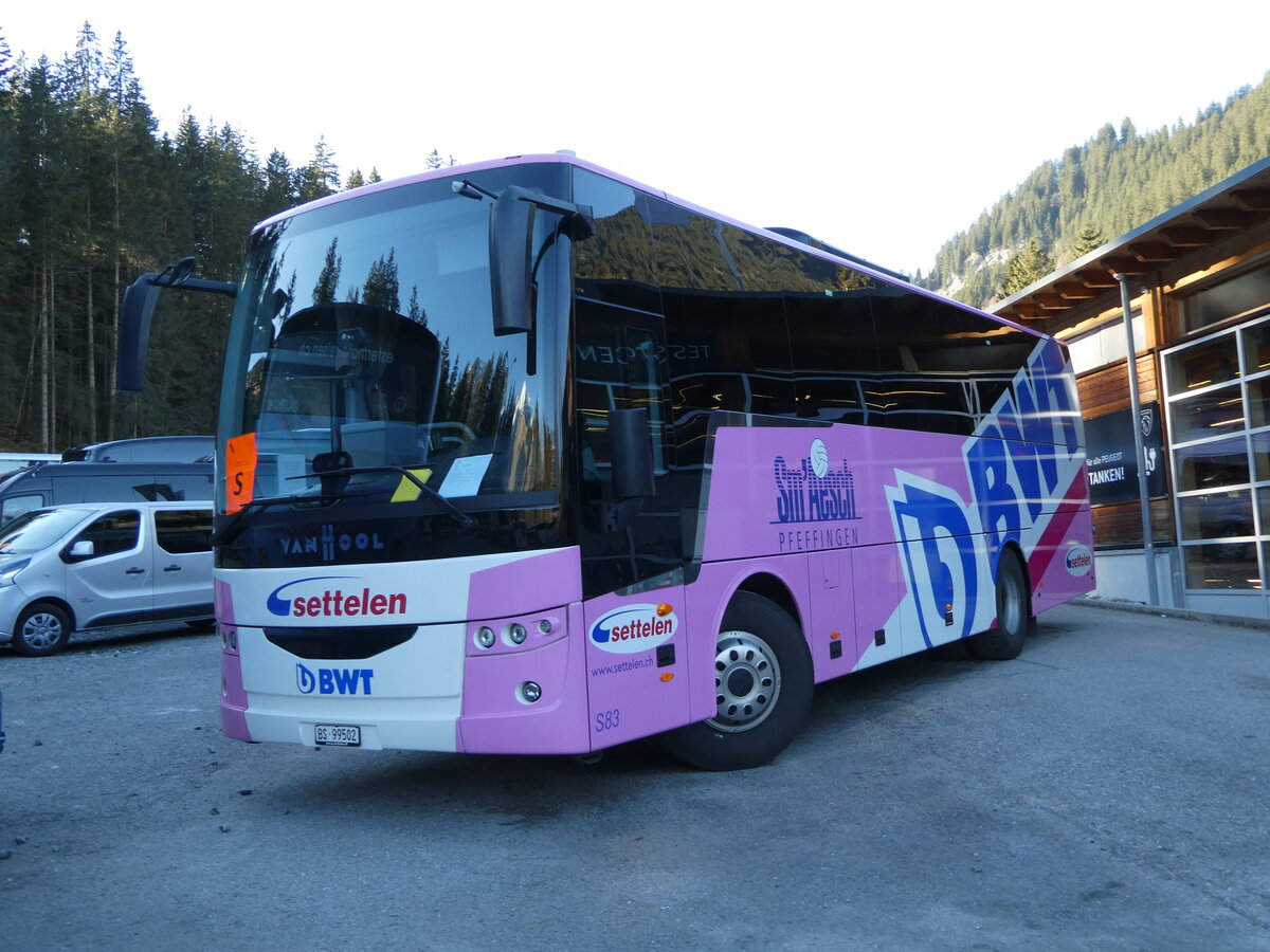 (244'773) - Settelen, Basel - Nr. S83/BS 99'502 - Van Hool am 7. Januar 2023 in Adelboden, ASB